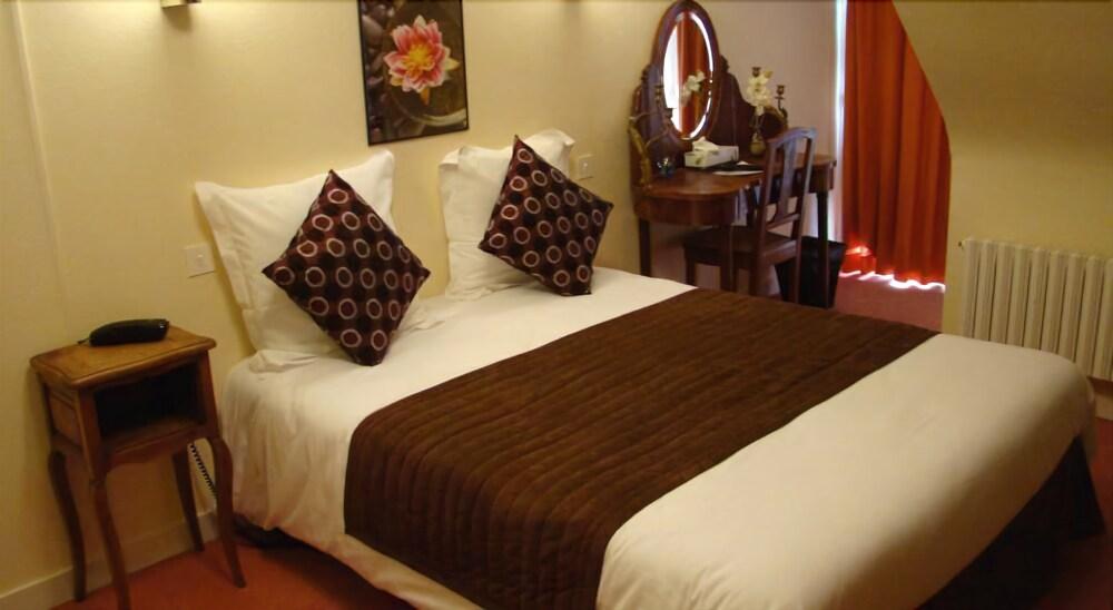 Mont-Dol Hotel Du Tertre מראה חיצוני תמונה